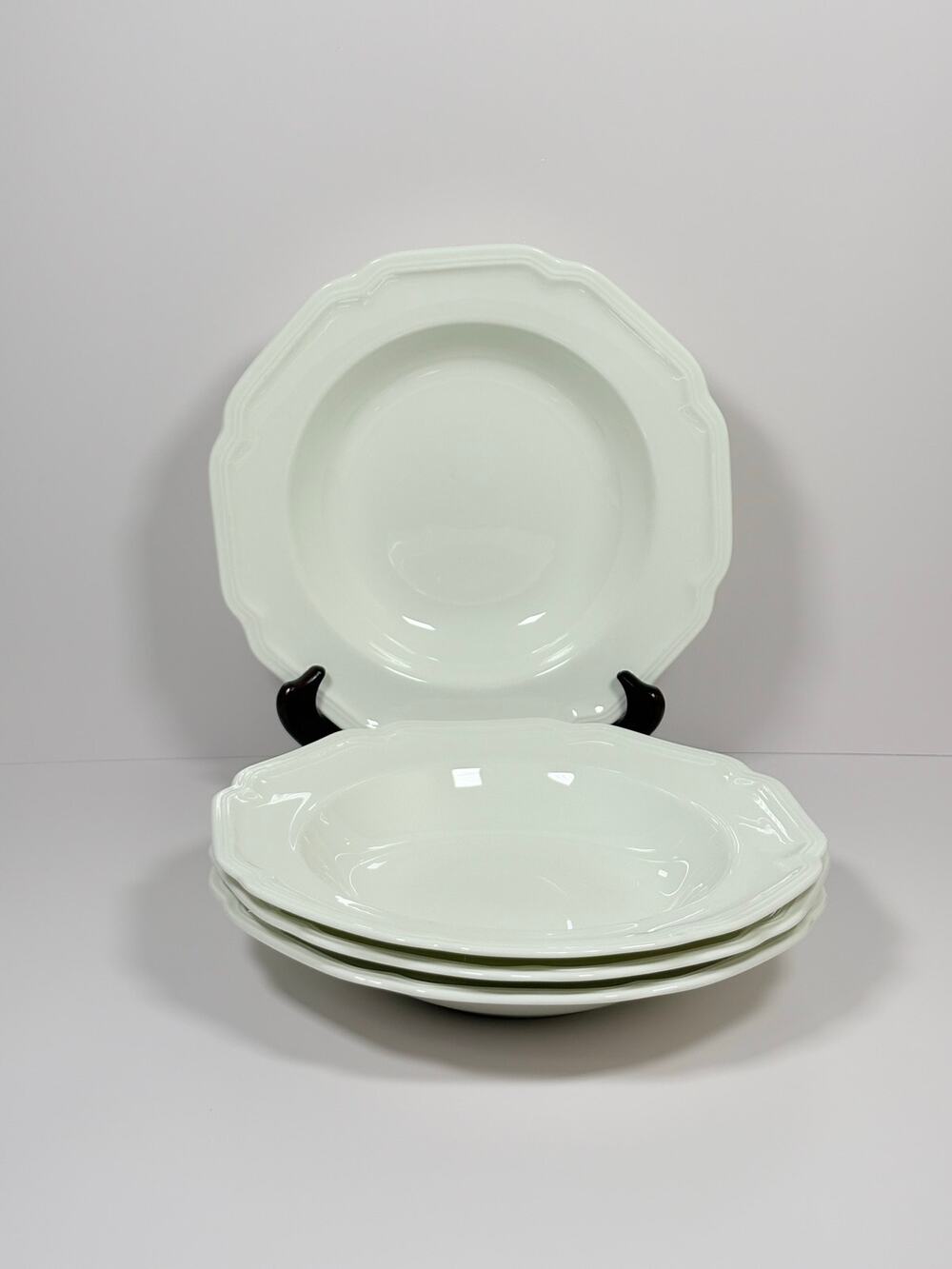 Vintage Mikasa “Antique White” Soup/Pasta Bowls  Ultima Plus ~ Set of 4
